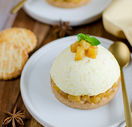 Dôme Mangue, Ananas rôti et galette au Rhum