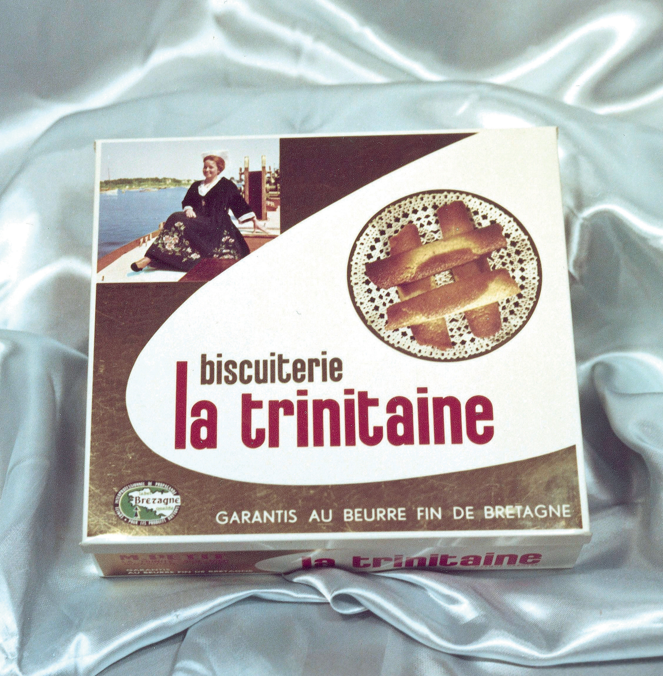Première boîte de biscuits La Trinitaine